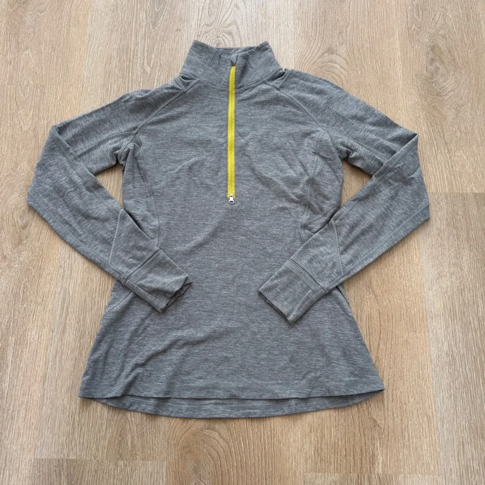 Lululemon Race Your Pace 1/2 Zip Pullover Womens 10 Grey Yellow Athletic‎